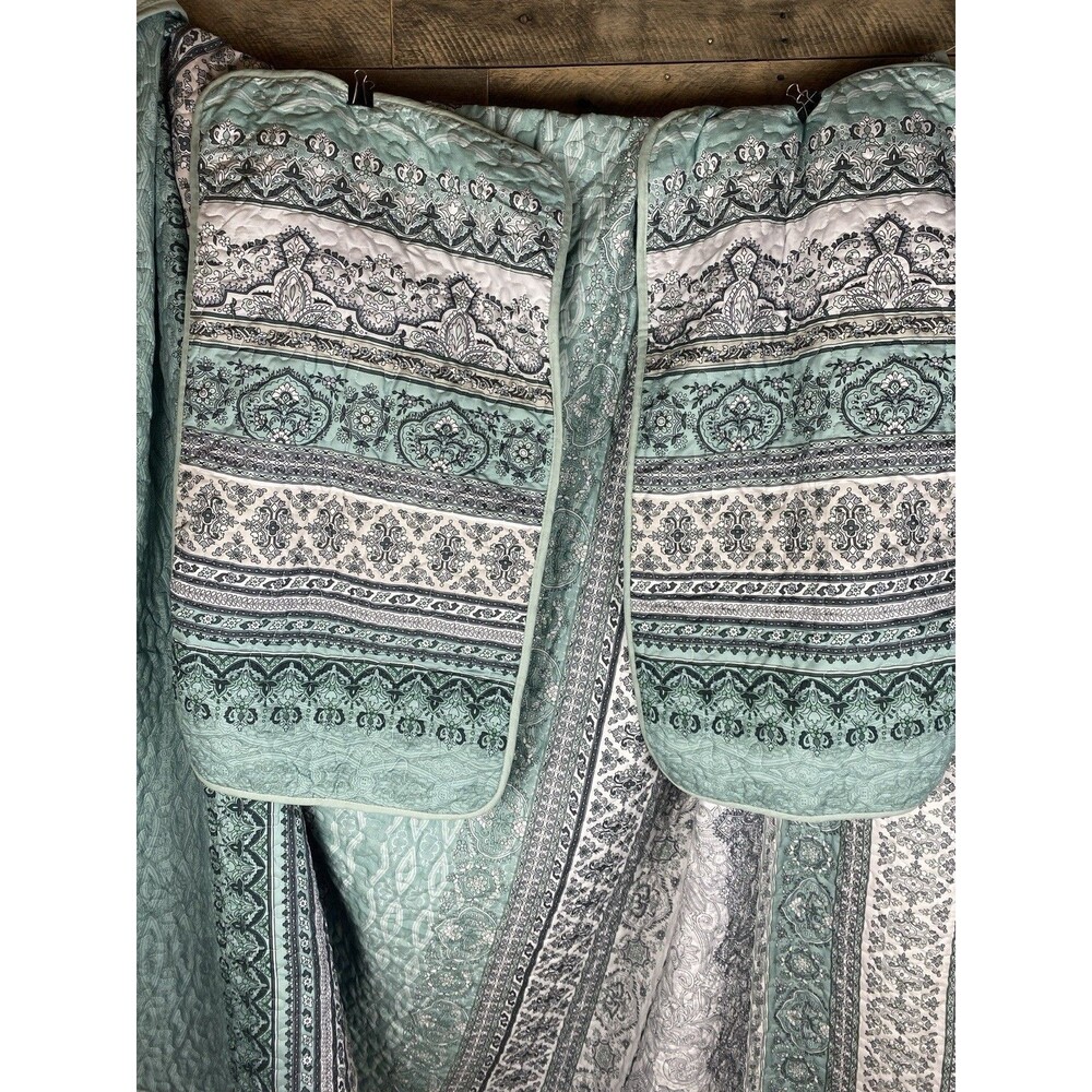 Boho Quilted Coverlet Set Queen Size 3 Piece Sage Green Paisley Wongs Bedding